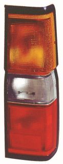 Lampe hinten L (blinkerfarbe orange, glasfarbe rot) passt zu: NISSAN PATHFINDER I WD21, TERRANO I WD21 pick-up 07.86-02.96