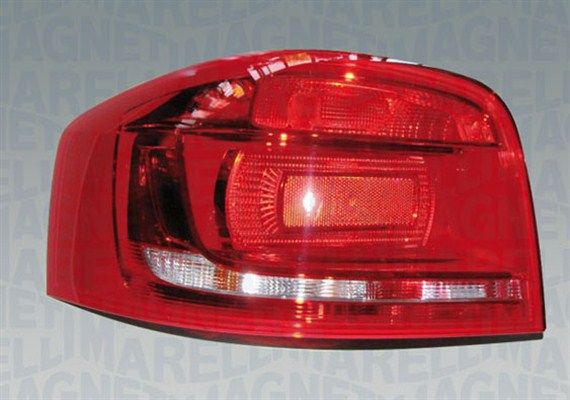 Lampe hinten L (H21W/P21W/R10W/W16W, blinkerfarbe weiß, glasfarbe rot, nebellicht, mit einem Glühbirnenpaneel) passt zu: AUDI A3 8P 3D 05.03-08.12