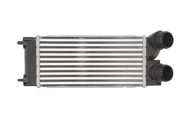 Ansaugluftkühler passt zu: CITROEN BERLINGO MULTISPACE, BERLINGO/MINIVAN, C4, C4 GRAND PICASSO I, C4 I, C4 PICASSO I, PEUGEOT 3008 I, 3008 II, 308, 308 I, 308 I/KOMBI, 5008, PARTNER 1.6D 11.04-