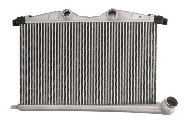 Ansaugluftkühler passt zu: CITROEN C5 III, C6, PEUGEOT 407, 508 I, 508/KOMBI 2.2D/3.0D 04.09-