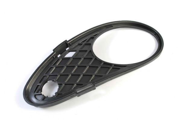 Stoßstangengitter vorne R (mit Löchern für Halogenscheinwerfer) passt zu: MERCEDES C-KLASA W203 05.00-04.04