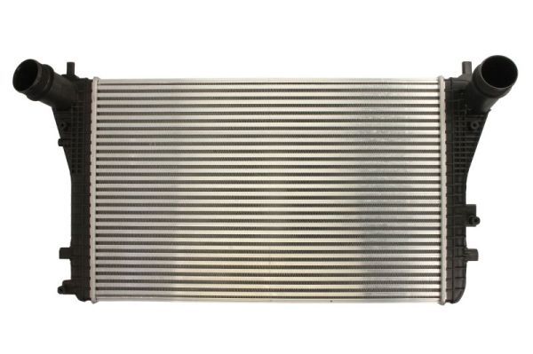 Ansaugluftkühler passt zu: AUDI A3, TT, SEAT ALTEA XL, LEON, VW CC B7, EOS, GOLF VI, PASSAT ALLTRACK B7, PASSAT B6, PASSAT B7, PASSAT B7/KOMBI, SCIROCCO, SCIROCCO III, TIGUAN 1.8-3.6 08.03-07.18