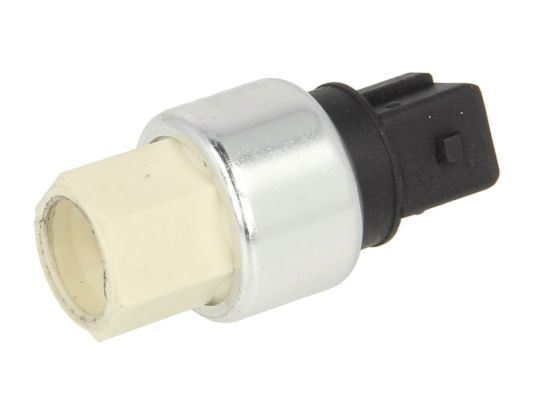 Druckschalter der Klimaanlage passt zu: VOLVO 850, 940, 940 II, 960, 960 II 2.0-2.9 08.90-10.98