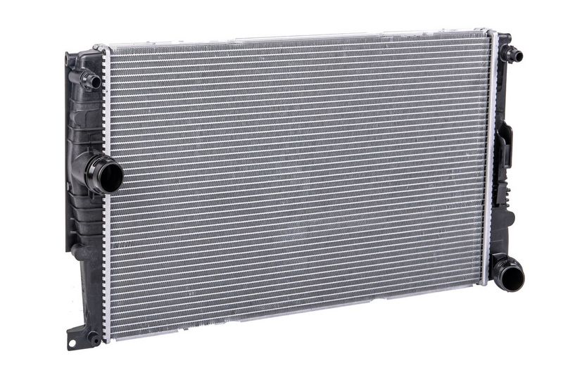 Kühler Motor (mit mechanischer getriebe) passt zu: BMW 1 (F20), 1 (F21), 2 (F22, F87), 2 (F23), 3 (F30, F80), 3 (F31), 3 GRAN TURISMO (F34), 4 (F32, F82), 4 (F33, F83) 1.0-3.0H 09.00-